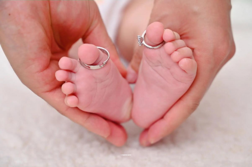 重庆怀孕肚子一边高一边低 重庆怀孕肚子一边高一边低